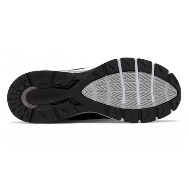 Sole of New Balance Men&