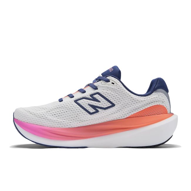 Women’s New Balance 1080 V15 running shoe in sea salt and blue oyster mesh, medial view