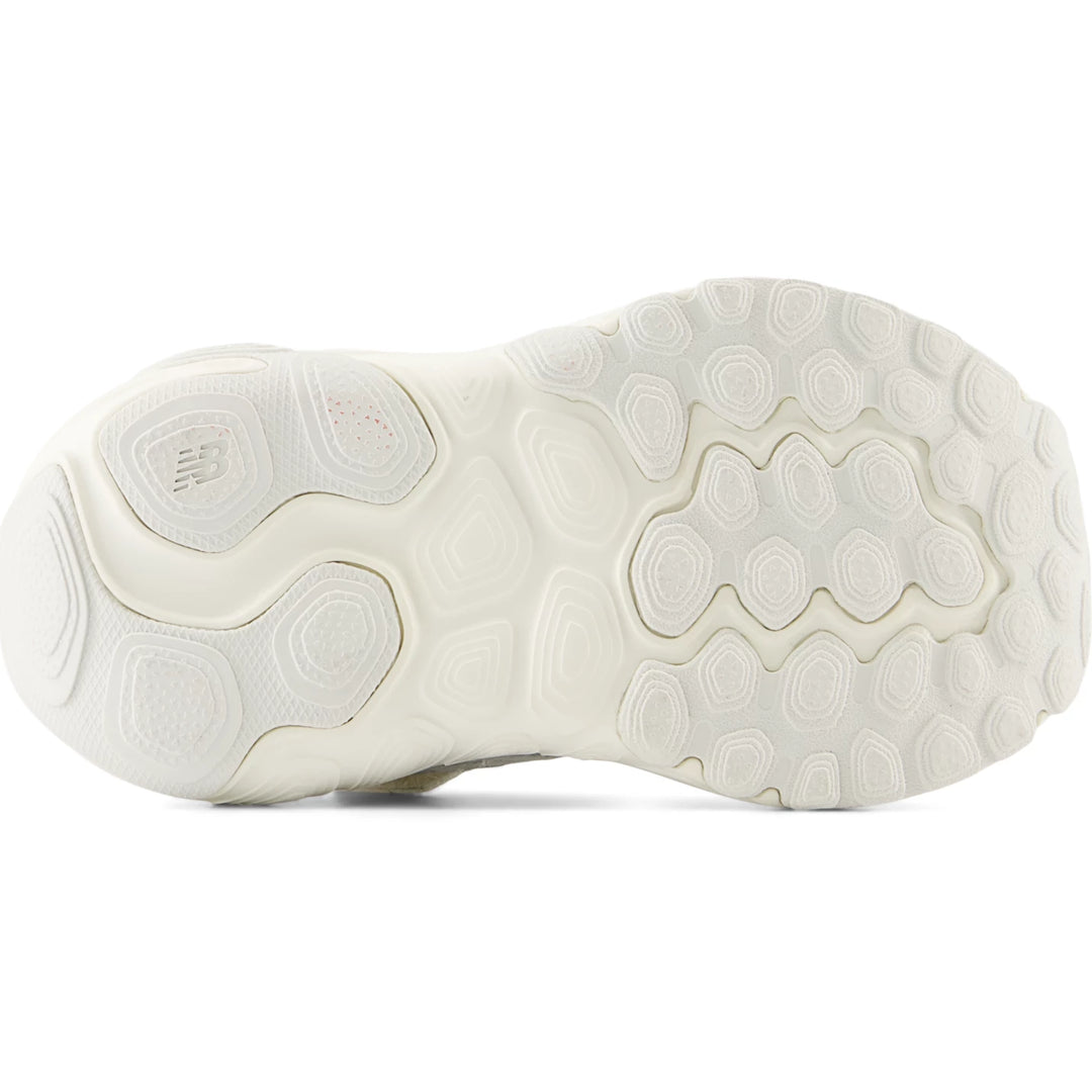 Sole of New Balance Kids&