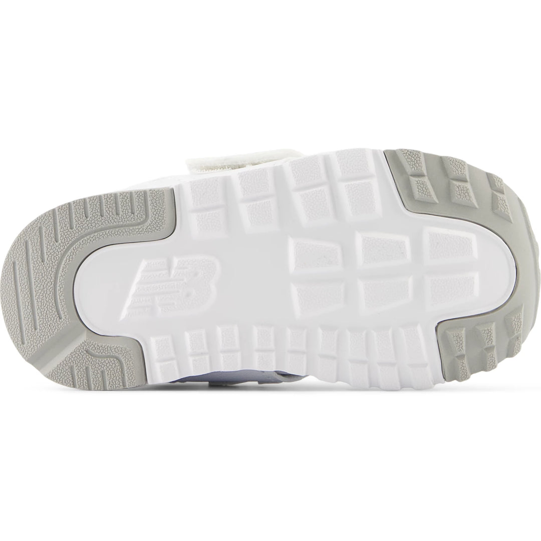 Sole of New Balance Kids&