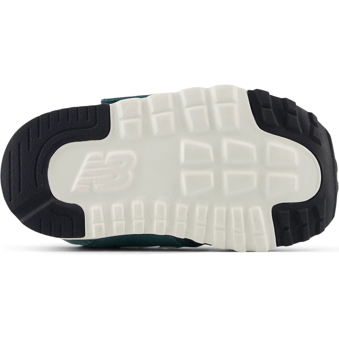 Sole of New Balance Kids&