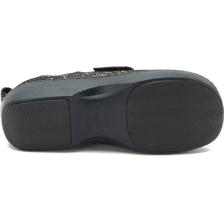 Slip-resistant outsole of Alegria Women&
