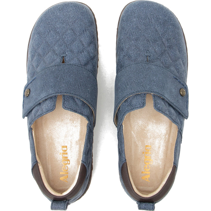 Top-down view of Alegria Women&