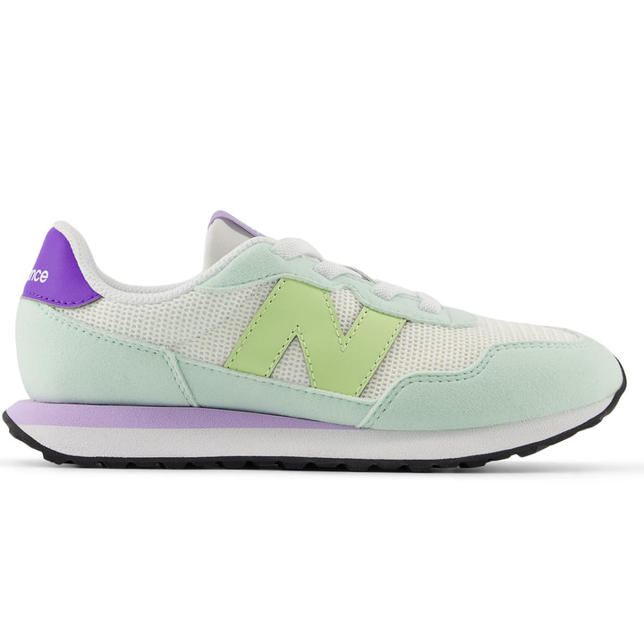 Side of New Balance Kids&