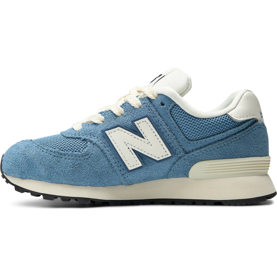 Inside of New Balance Kids&