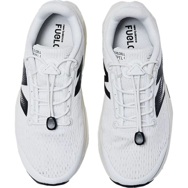Bungee lace upper of New Balance Little Kids' FuelCell Propel V5 Running Shoe in White and Black