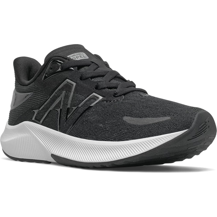 Front angle of New Balance Kids&