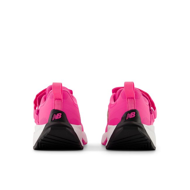 New Balance FuelCell Play kids shoe in pink, heel view.