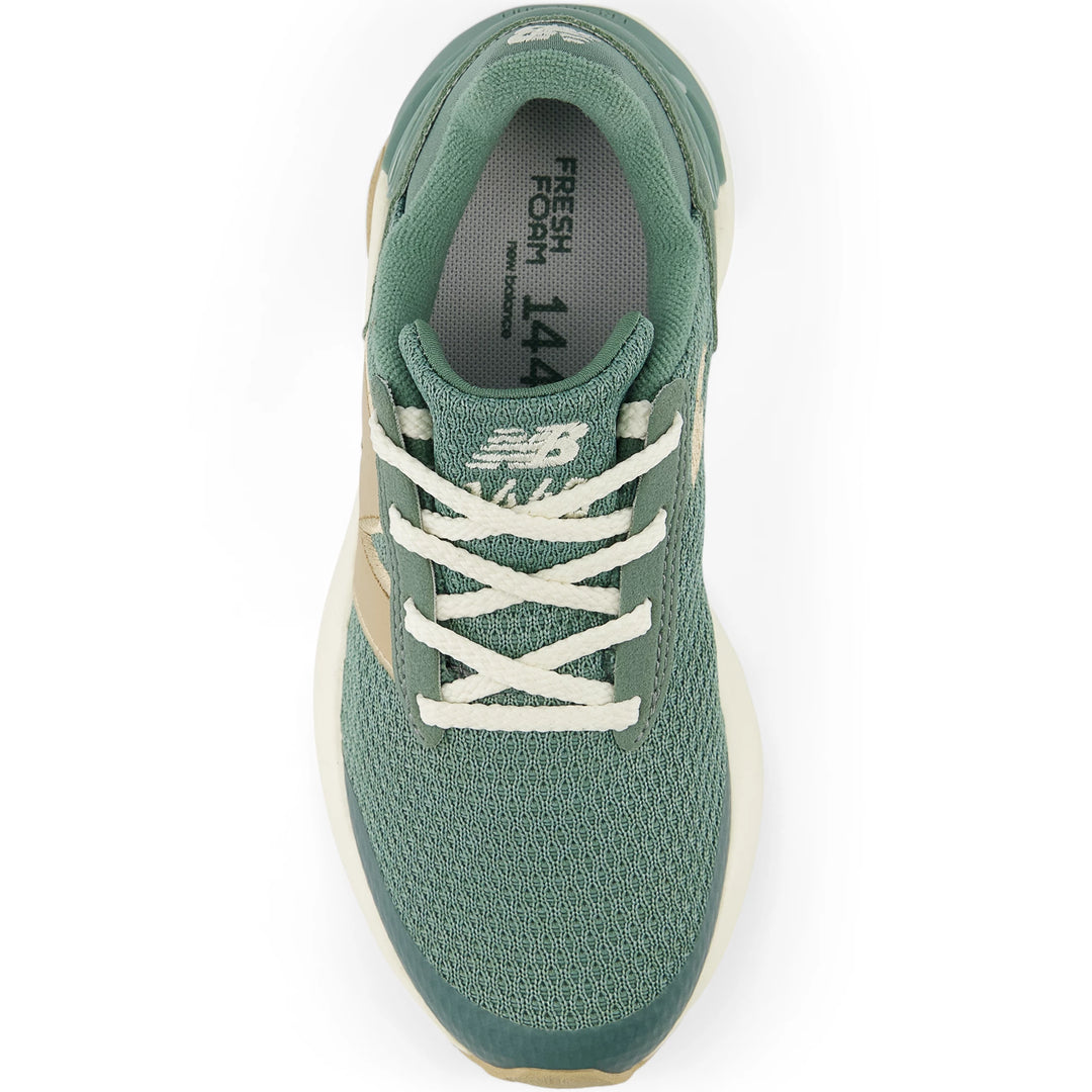 Top of New Balance Kids&