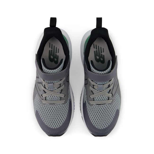 Top down view of the New Balance Rave Run v2 pair in slate grey mesh