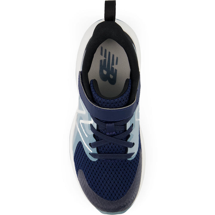 Top of New Balance Kids&