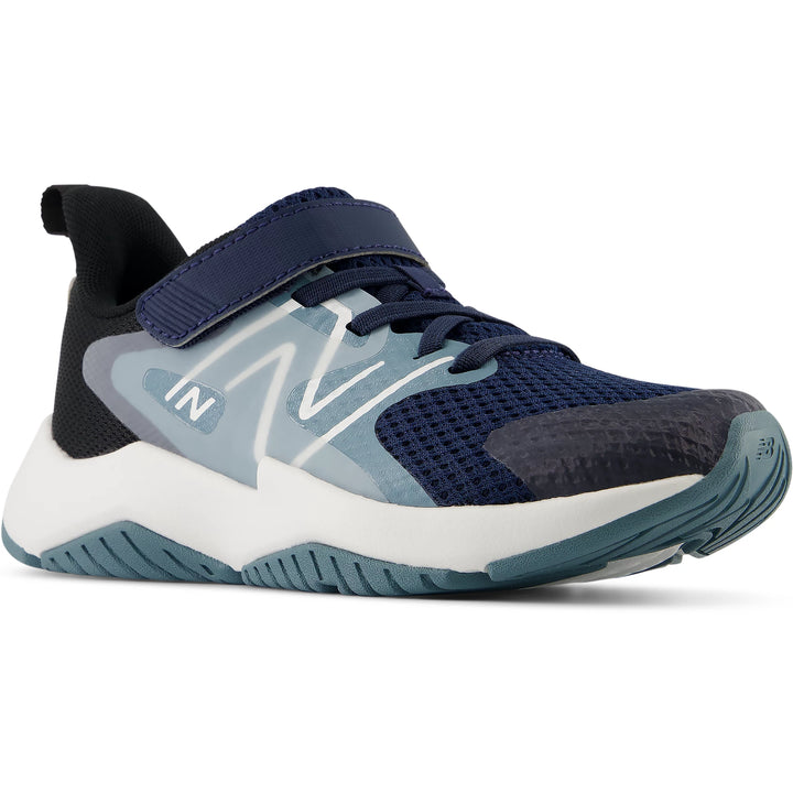Front angle of New Balance Kids&