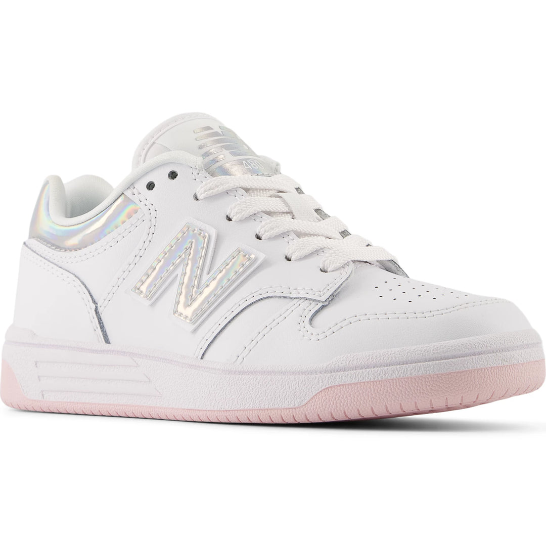 Front angle of New Balance Kids&
