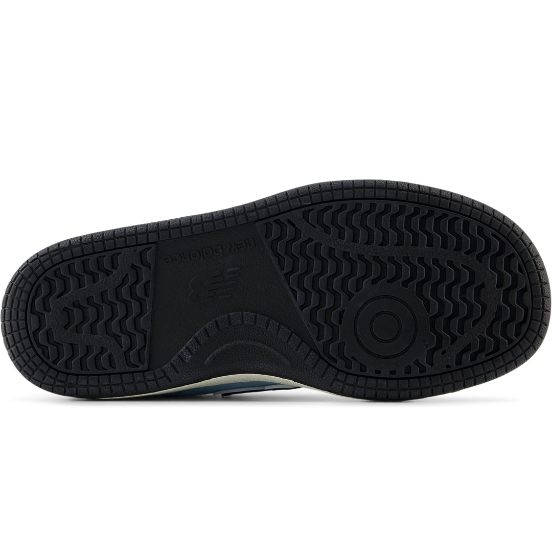 Sole of New Balance Kids&