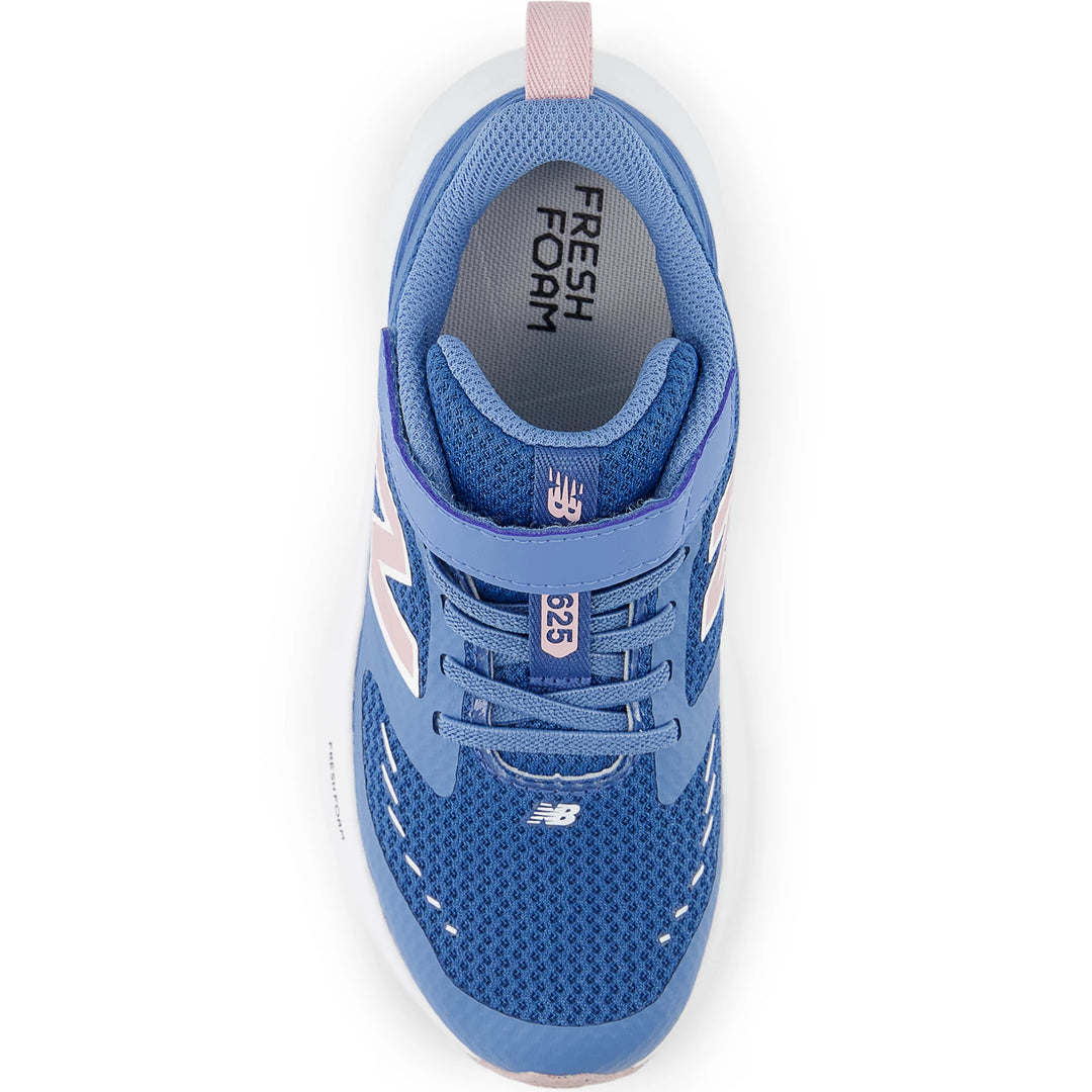 Top of New Balance Kids&