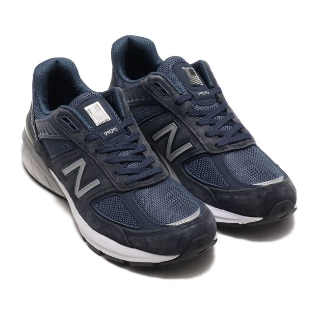 Pair of New Balance Men's 990 V5 Running Shoe in navy