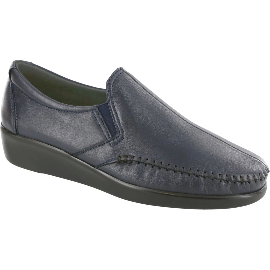 SAS Women's Dream Loafer in Navy – lateral view