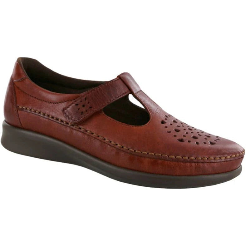 SAS Women's Willow Shoe in Walnut – lateral view