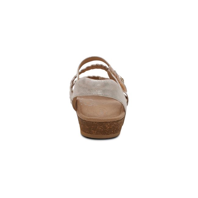 Rear heel view of Aetrex Women&