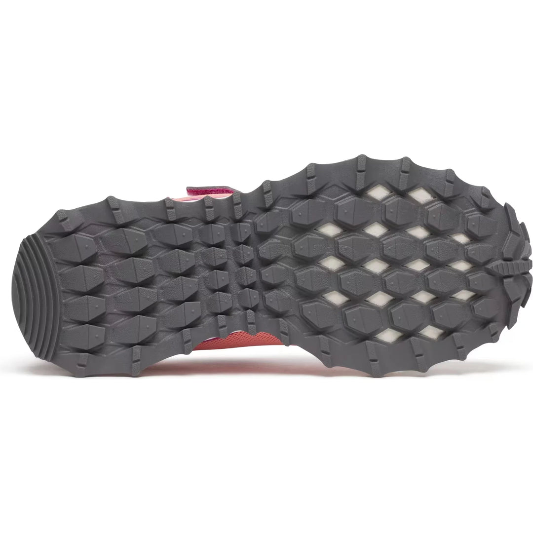 Sole of Saucony Kids&