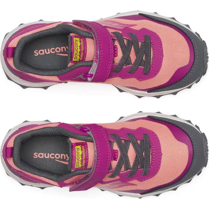 Top of Saucony Kids&