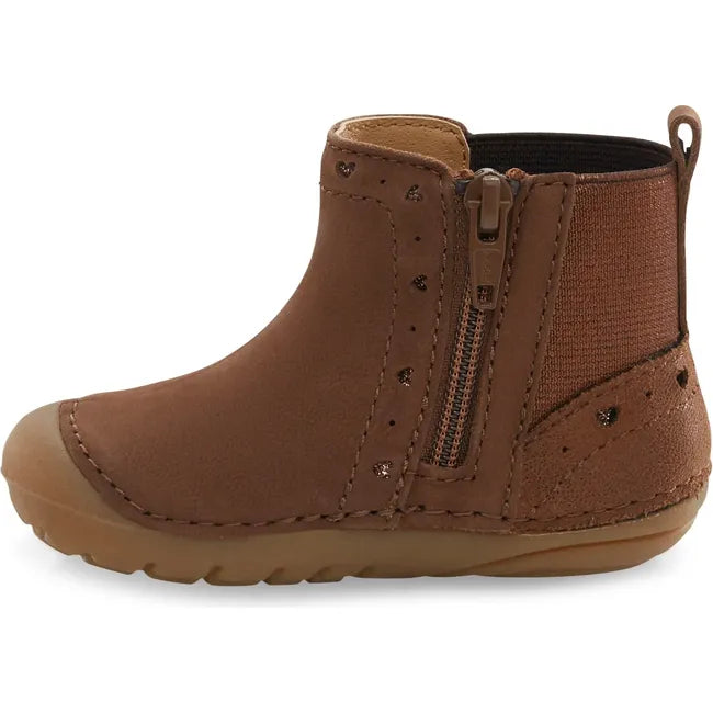 Stride Rite Kids' Agnes 2.0 Bootie Chocolate bg035701