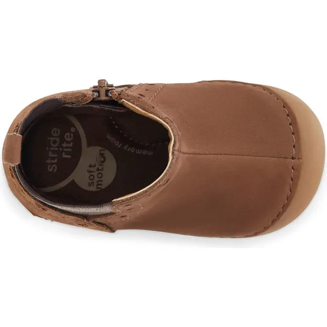 Stride Rite Kids' Agnes 2.0 Bootie Chocolate bg035701