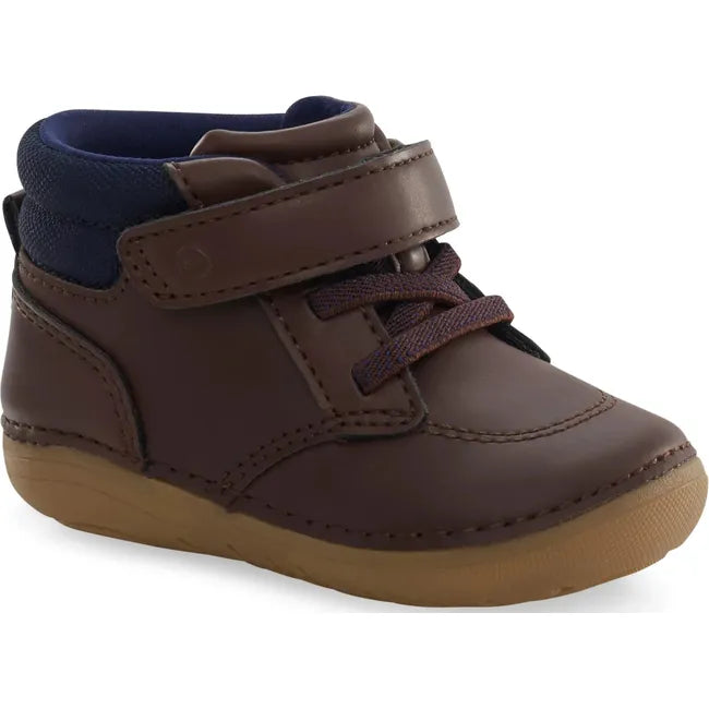 Front angled view of Kids Stride Rite Gannon Boot in brown leather