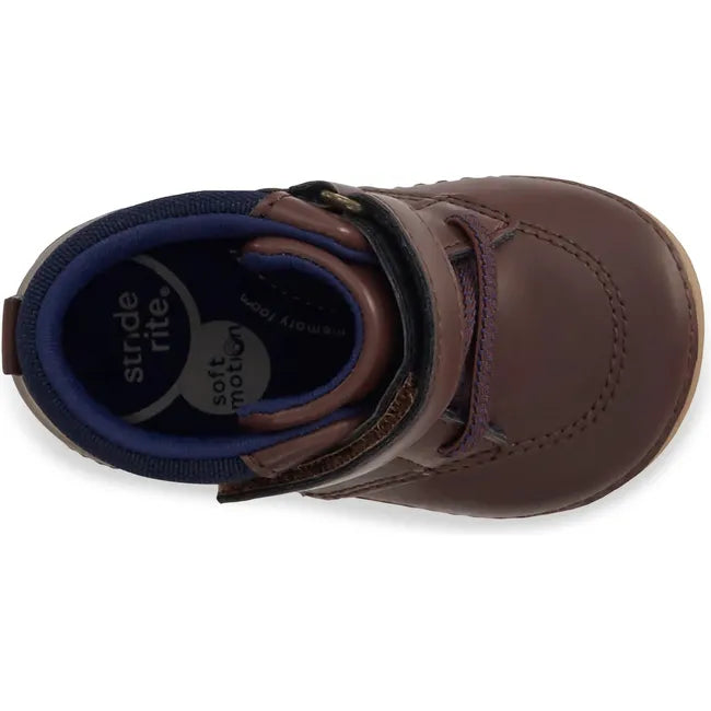 Top down view of Kids Stride Rite Gannon Boot in brown leather