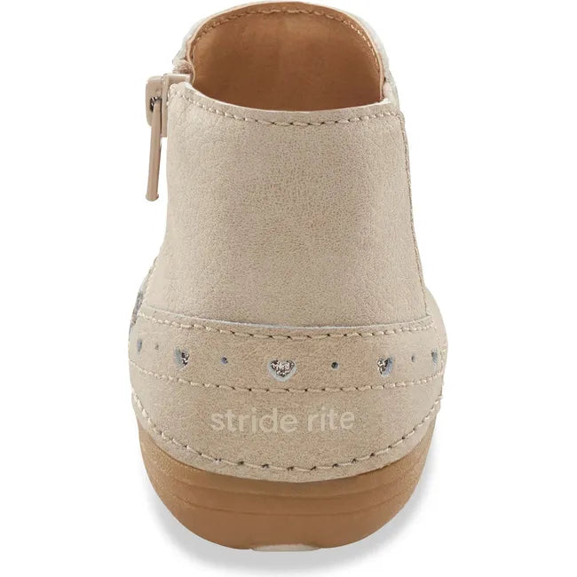 Heel of Kids Stride Rite Gigi Boot in taupe with side zipper