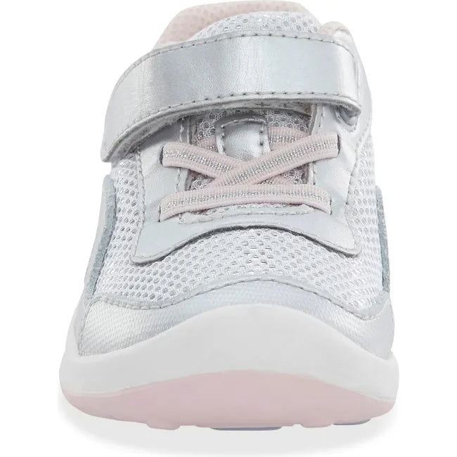 Front of Little Kids' Stride Rite Kids' Winslow 2.0 Sneaker in Silver with velcro