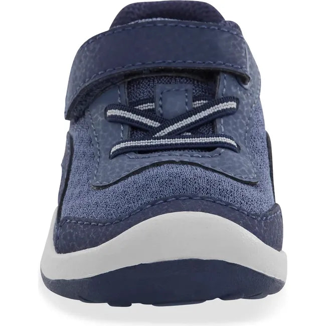 Front of Little Kids' Stride Rite Kids' Winslow 2.0 Sneaker in Navy Blue with velcro