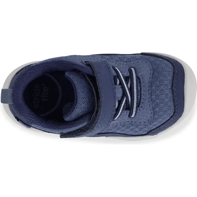 Upper of Little Kids' Stride Rite Kids' Winslow 2.0 Sneaker in Navy Blue with velcro