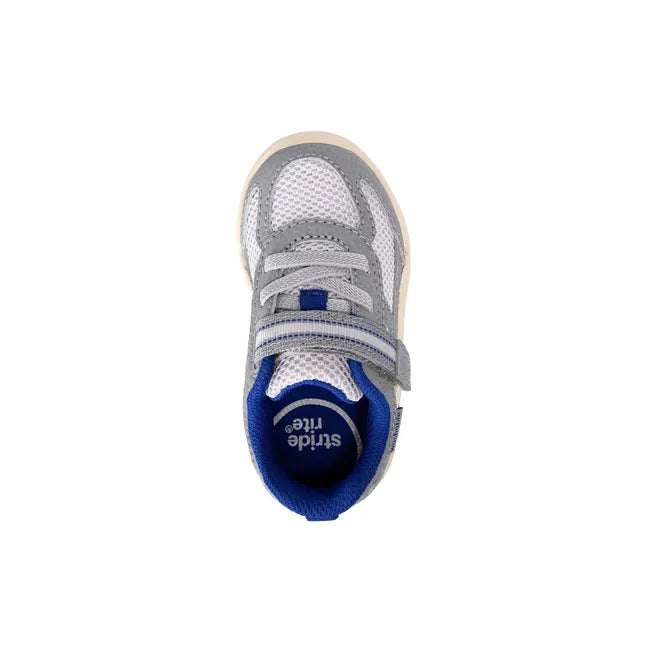 Upper of Stride Rite Kids’ Ian 2.0 Sneaker in grey with velcro strap and elastic bands