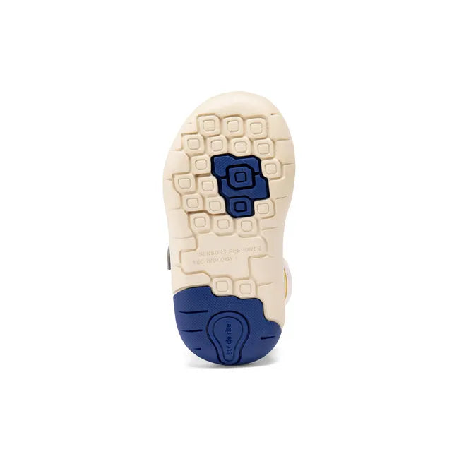 White sole of Stride Rite Kids’ Ian 2.0 Sneaker in grey upper