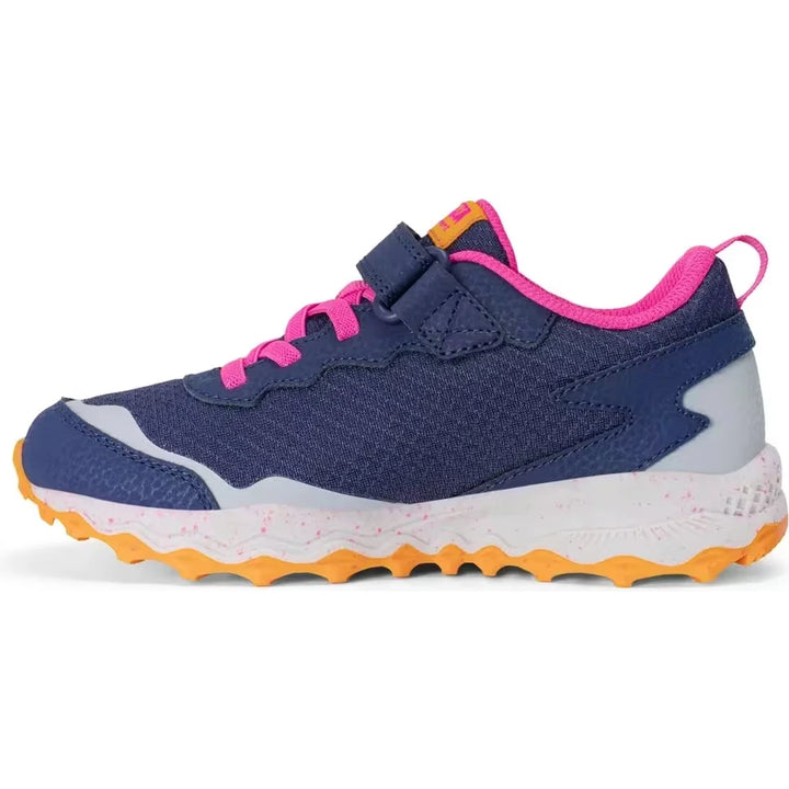 Inside of Saucony Kids&