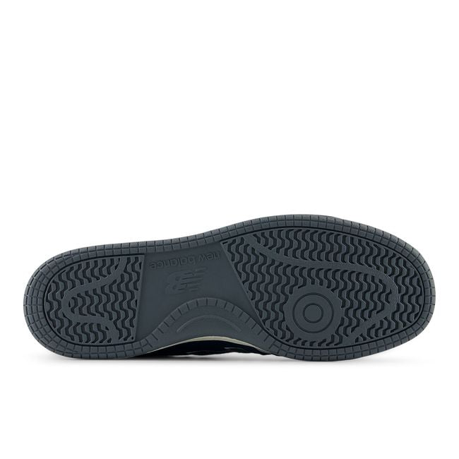 Rubber cup outsole of the New Balance 480 showing the tread pattern