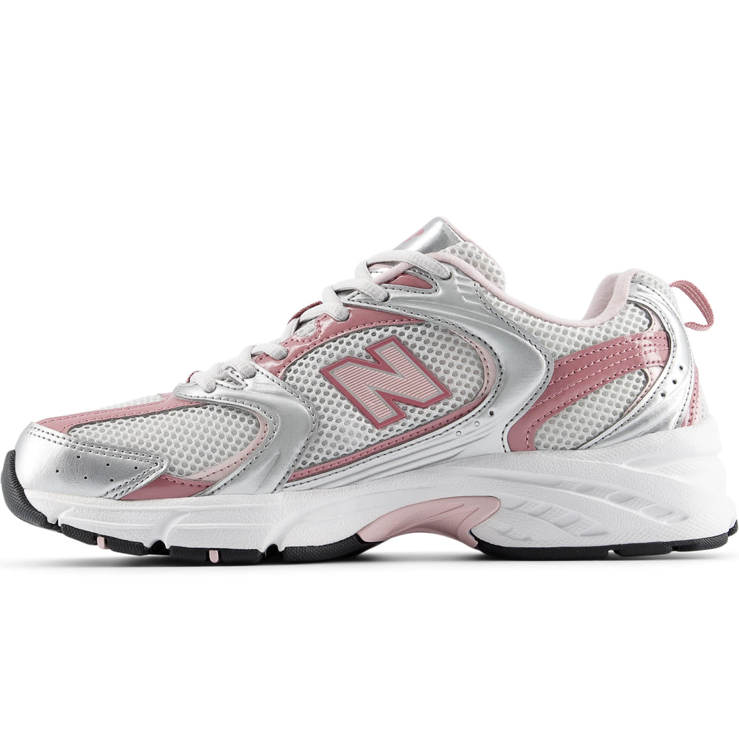 Inside of New Balance Unisex 530 sneaker in Silver Metallic