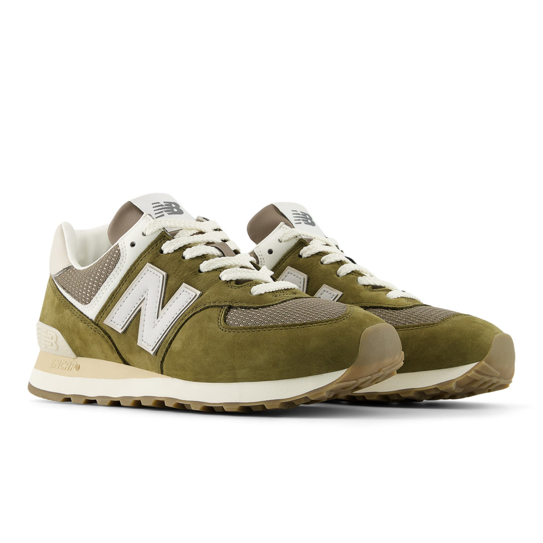 New Balance 574 Lifestyle Shoe in Calcium/Dark Silver Metallic, three-quarter front view