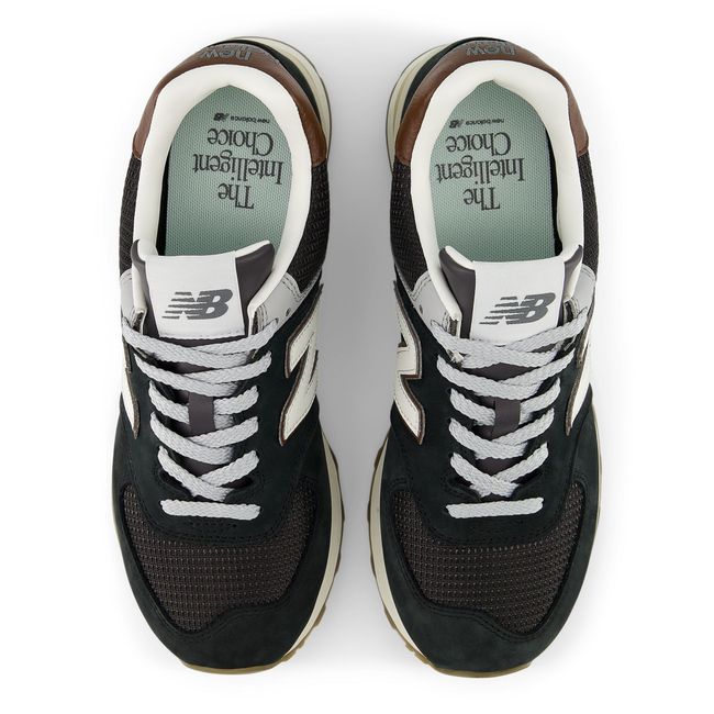 Top down view of the New Balance 574 pair in deep brown suede and mesh