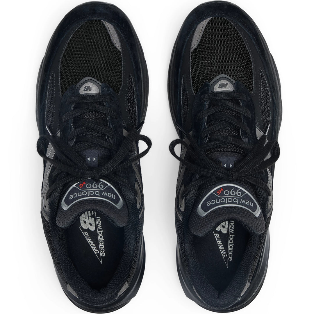 Top view of New Balance Unisex 990v6 sneakers in Black