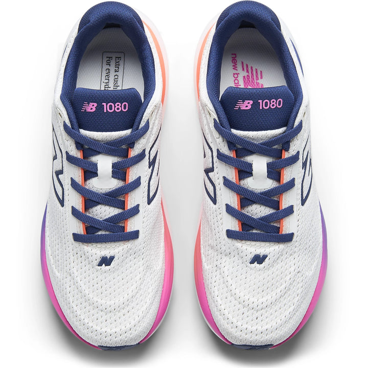 Top of New Balance Women&