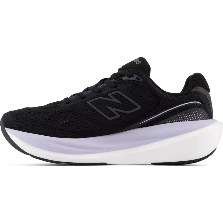 Medial profile of New Balance Women&