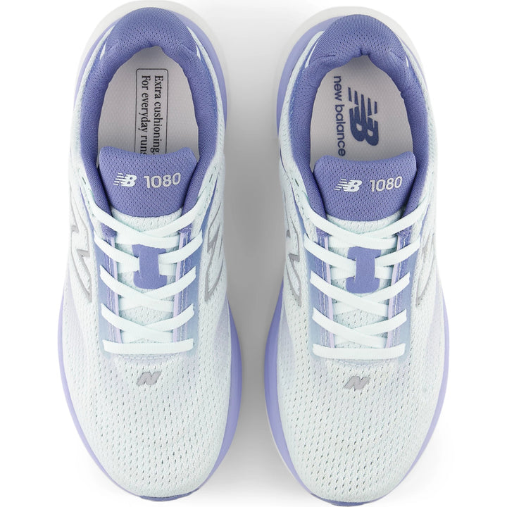 Top of New Balance Women&