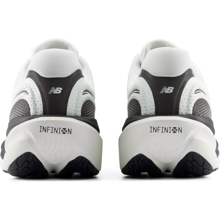 Rear heel view of the New Balance 1080v15 pair in pale mint and black
