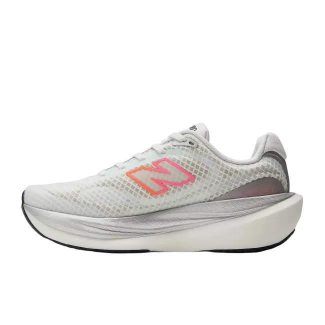 Medial side profile of New Balance 1080 V15 women&