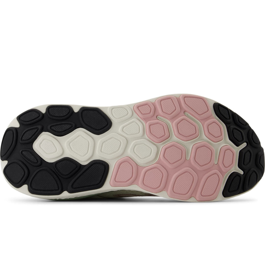 Sole of New Balance Women&