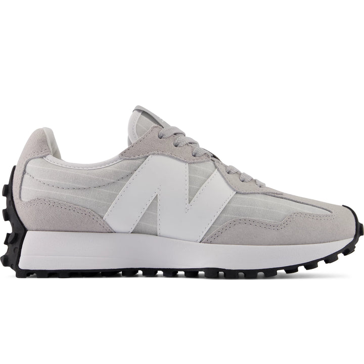Side of New Balance Women&