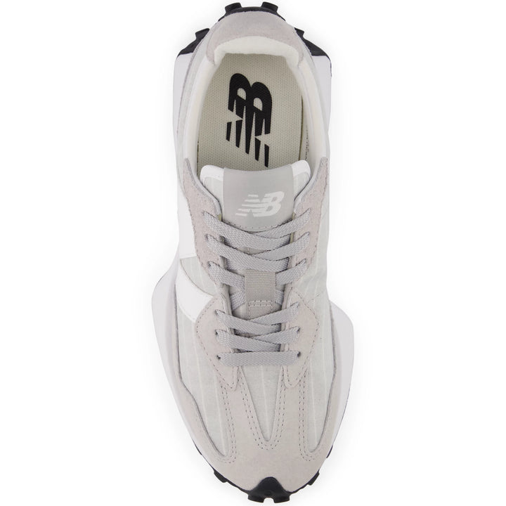 Top of New Balance Women&