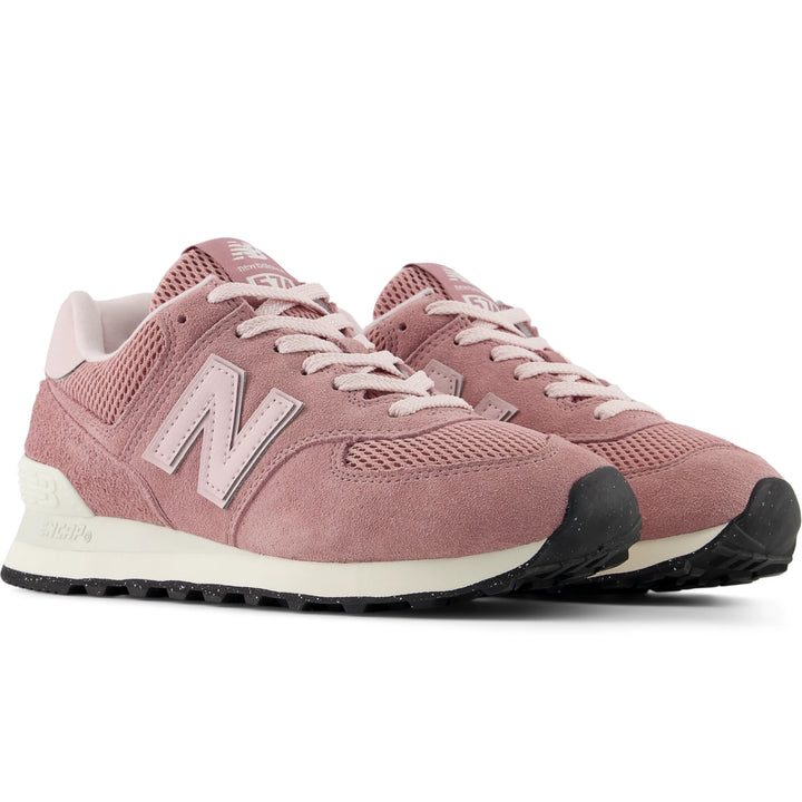 Pair of New Balance Women&
